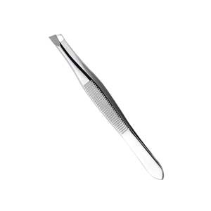 Pinzas Profesionales para Cejas UBI, Hechas a Mano, de Acero Inoxidable, Punta Inclinada, con Peine Integrado, Precisión, Reutilizables, Duraderas, Modernas - Product Image 3