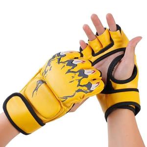 Gants de boxe MMA unisexes en cuir PVC légers de haute qualité 2026, personnalisables avec votre propre design et logo - Product Image 4