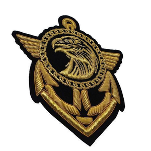 Insignias de Hilo Metálico Dorado de Lujo, Nuevas, OEM, Personalizadas con Logotipo Bordado a Mano, Libres de Níquel, Ecológicas y Lavables - Product Image 6