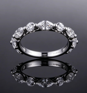 Magnífica banda alternada de marquise y redonda con diamantes sostenibles cultivados en laboratorio, engastados en oro rosa, personalizable. - Product Image 4