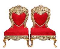 Ensemble de chaises de mandap de mariage traditionnelles en métal vintage, décoration florale or et rouge professionnelle, origine Rajasthan, pour cérémonie nuptiale