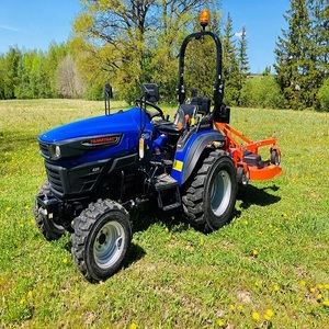 Tractor Farmtrac 26 Pro 4WD que ofrece una eficiencia de combustible excepcional, comodidad de operación y un rendimiento agrícola confiable. - Product Image 1