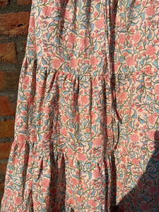 ชุดเดรสลำลองผ้าฝ้ายสีขาวพิมพ์ลายบล็อกอินเดียสำหรับผู้หญิง เอวยางยืด ระบายอากาศได้ดี กระโปรงยาว ราคาโรงงาน - Product Image 5