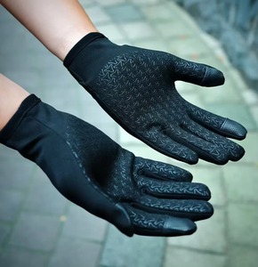 Gants de gardien de but Premium Negative Cut en latex naturel, gants de football professionnels unisexes pour les professionnels - Product Image 1