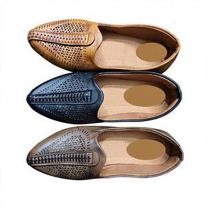 Precio al por Mayor BS International BI-01 Zapatos Casuales para Hombre de Rajastán, los Más Vendidos, de Cuero Genuino Vintage, Impermeables - Product Image 1