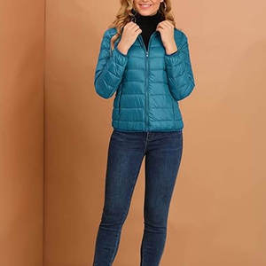 Veste matelassée pour femme sur mesure, vêtements d'extérieur pour temps froid, service de vente en gros et de fourniture en vrac - Product Image 6