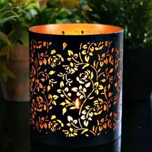 Porte-bougies décoratifs en métal qui rehaussent les espaces de vie avec une lueur subtile, une illumination chaleureuse et une beauté intemporelle. - Product Image 3