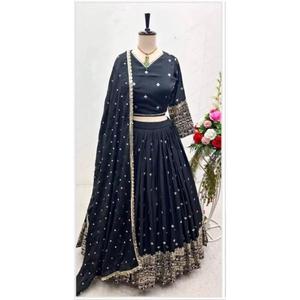 Bordado Semi-Cosido Reversible Chinon Seda Lehenga Choli Dupatta Conjunto para Mujeres Fiesta Estilo Casual Código Renuka - Product Image 1