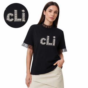 Chemisier décontracté noir uni en coton pour femme avec bordure à volants, logo personnalisé en strass étincelants, coupe régulière, col rond - Product Image 1