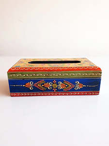 Organisateur de mouchoirs en bois léger avec surface peinte pour une esthétique de pièce dynamique et créative ou un cadeau - Product Image 2