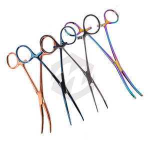 คีมหนีบห้ามเลือดสำหรับผ่าตัด ใช้ได้ทั้งทางทันตกรรมและสัตวแพทย์ อุปกรณ์การแพทย์คุณภาพสูง คีมคาร์มัลต์โค้ง ขนาด 6 1/4 นิ้ว เคลือบสี - Product Image 3