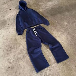 Top Quality Trending Clothes For Custom Men Sweatsuits Tracksuits Lightweight Windbreaker Tracksuit for Men 2026 - Product Image 2