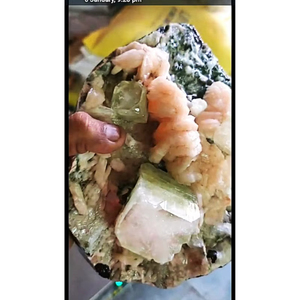 Mines Price Natural <b>Light</b> Green Stilbite Gemstone Geode <b>Cluster</b> Mineral Specimen Feng Shui Decor Gift for Home - Product Image 1
