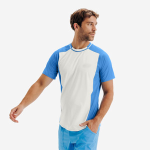 T-shirt sportif pour homme, bleu et blanc, à blocs de couleur, manches raglan, coupe classique, col rond, respirant, en maille tricotée - Product Image 1