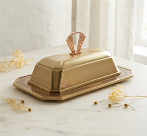 Beurrier moderne avec couvercle, forme rectangulaire, design Art Déco en métal, finition dorée, vaisselle de cuisine - Product Image 1