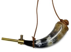 Cuerno de Caza Rústico y Económico con Correa de Cuero para Acampar al Aire Libre, Caza y Accesorios de Disfraces Históricos - Product Image 4