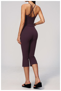 Ensemble de sport 2 pièces pour femme : soutien-gorge de sport et tenue de fitness personnalisée - Product Image 2