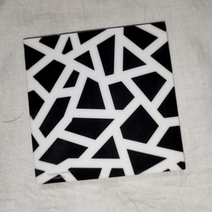 Posavasos de resina cortados con láser para bebidas, protectores de mesa decorativos, resistentes al calor y al agua para cualquier entorno - Product Image 5