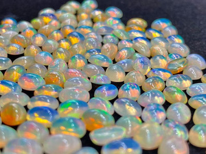 Opale d'Éthiopie naturelle, cabochon ovale, lot de 12x10 mm, teintes blanc, bleu feu, vert, jaune, certifiée par un tiers, polie, pour bijoux - Product Image 5