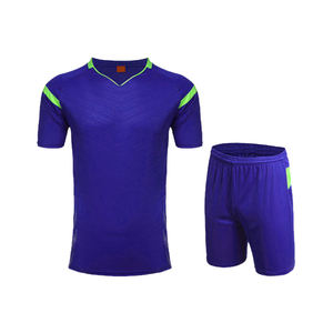 Ensemble de maillots de football personnalisés à dégradé, uniforme de football respirant en polyester, kit sportif imprimé par sublimation pour hommes - Product Image 6