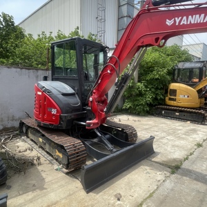 Miniexcavadora Usada YANMAR ViO55-6B de 5.5 Toneladas con Giro Cero y Orugas Hidráulicas - Product Image 1