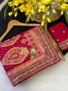 Sari de seda para mujer Dola con hilo tejido y trabajo Meenakari Zari en toda la prenda, con Pallu de trabajo manual Khatli Cutdana Moti - Product Image 5