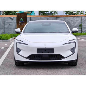 Zain Enterprises Sedán Eléctrico Blanco, Diseño Moderno, Llantas Deportivas de Aleación, Vehículo de Nueva Energía - Product Image 2