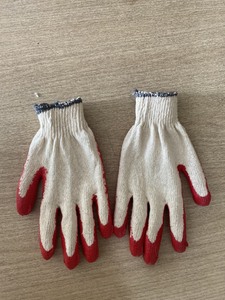ถุงมือยางเคลือบหลายสีแบบเวียดนาม ป้องกันการบาด ป้องกันการลื่น ใช้ซ้ำได้ ถุงมือถักเคลือบยางลาเท็กซ์ผสมฝ้าย 10 คู่ สำหรับทำสวน ป้องกันมือ - Product Image 3