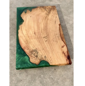 Planche à découper en bois et résine époxy faite à la main, polyvalente, pour la viande, planche de cuisine en bois dur de qualité supérieure avec résine époxy - Product Image 1