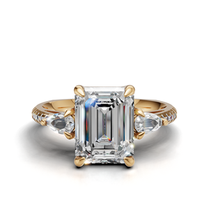 Anillo de Compromiso de Oro Amarillo/Blanco y Oro Rosa de 18K con Diamantes Cultivados en Laboratorio, Esmeralda y Corte Pera, Tres Piedras - Product Image 1