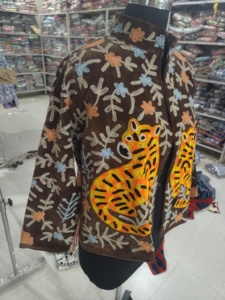 Embroidered Velvet Safari Jacket Women's Brown Floral Pattern Button up Collar Full Sleeve Breathable Autumn Coat <b>Gift</b> <b>for</b> <b>Her</b> - Product Image 2