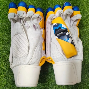 Gants de cricket gris professionnels de haute qualité, confortables, personnalisables avec logo, taille et couleur - Product Image 2
