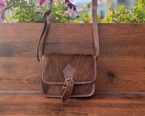 ใหม่สไตล์ตะวันตกจริง Cowhide ขนหนังสลิงกระเป๋าคุณภาพสูงแฟชั่นของแท้หนังทุกวัน Casual กระเป๋า Crossbody - Product Image 4