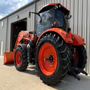 Tracteur agricole compact puissant de 40 CV, 4 roues motrices, conçu pour les travaux agricoles, l'aménagement paysager et les tâches de jardinage, avec une efficacité accrue grâce au chargeur frontal - Product Image 1
