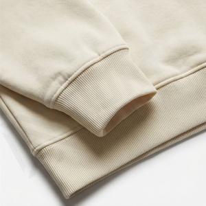 Hoodie surdimensionné élégant pour homme, design vintage délavé avec poche avant, confortable, personnalisable pour l'hiver. - Product Image 6