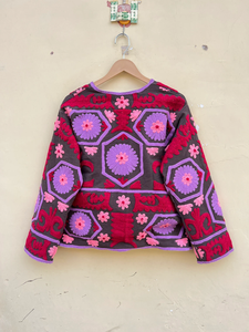 Veste kimono en velours Suzani faite à la main avec poche avant |   Couette matelassée écologique respirante anti-rides à séchage rapide pour l'hiver 100% coton - Product Image 5