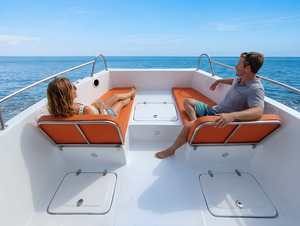 Yate deportivo de fibra de vidrio UBI 766 de 7.6m, 6 pasajeros, motor fueraborda de 120HP, para crucero, transporte, pesca, patrulla y ocio. - Product Image 3