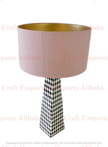 โคมไฟกระดูกและเรซินที่มีเอกลักษณ์พร้อมเรซิ่นชิปเซ็ตและฝังกระดูกรายละเอียดแสงอบอุ่นและเสน่ห์ในการตกแต่งที่หรูหรา - Product Image 5