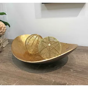 Bol en métal artisanal de luxe avec bord ondulé organique et surface inspirée du bronze chaud pour collection de salle à manger moderne – Artisanat haut de gamme - Product Image 4