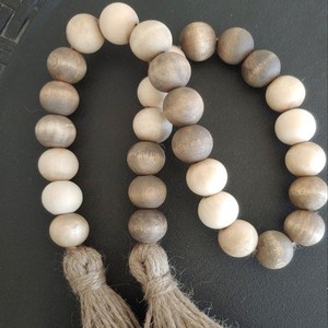 Perles de bénédiction faites à la main avec guirlande de perles en bois rustique pour la décoration de la maison, cadeaux rustiques pour Noël, magnifique guirlande en bois - Product Image 1