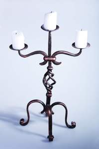 Candelabro de Aluminio Hecho a Mano, Ecológico, Diseño Moderno y Simple para Decoración del Hogar, Bodas, Navidad y Más - Product Image 6