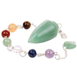Ágata verde Aventurine Seven Chakra Bullet Pendulum para regalos de negocios Venta al por mayor Mejor calidad Péndulos de piedras preciosas de la India - Product Image 1