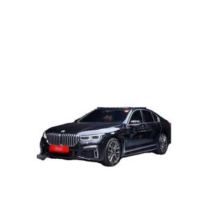 BMW 740i M Sport Sedan 2021, 66,017 km, Volante a la Izquierda, Transmisión Automática - Product Image 1