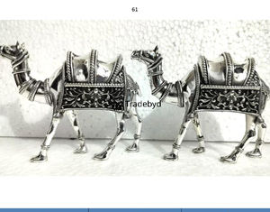 Escultura de Metal de Diseño con Figura de Animal, Impresión UV y Técnica de Fundición, Elegante Decoración para el Hogar por Tradebyd - Product Image 4