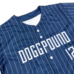 Camisetas de Béisbol Deportivas Personalizadas con Rayas, MOQ Bajo, 100% Poliéster, Cuello Alto, Impresión Digital, Tela Tackle Twill - Product Image 4