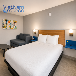 Colección de Muebles de Interior para Hoteles Microtel Refinados, con Muebles de Habitación Modernos y Decorativos HPL, Proveedor de Vietnam - Product Image 4