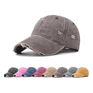Gorra de béisbol vintage de 5 paneles de algodón lavado con efecto desgastado, estilo retro con agujeros, de mezclilla, de perfil bajo, sin estructura y transpirable. - Product Image 1