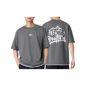 เสื้อยืดทรงยาวแบบเรกูลาร์ฟิต ผ้าฝ้ายสวมใส่สบาย ดีไซน์ทันสมัย เหมาะสำหรับแฟชั่นสตรีท ลำลอง หรือชุดเดินทาง - Product Image 1