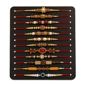 Venta al por mayor de brazaletes religiosos de aleación Raksha Bandhan y brazaletes de la amistad |   Combo de Accesorios de Moda de Diseño Elegante y Moderno - Product Image 3