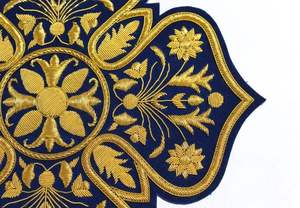 Aplique Floral Bordado a Mano de Lujo con Hilo Metálico, Efecto 3D en Relieve, Calidad Premium para Vestimentas Decorativas - Product Image 4